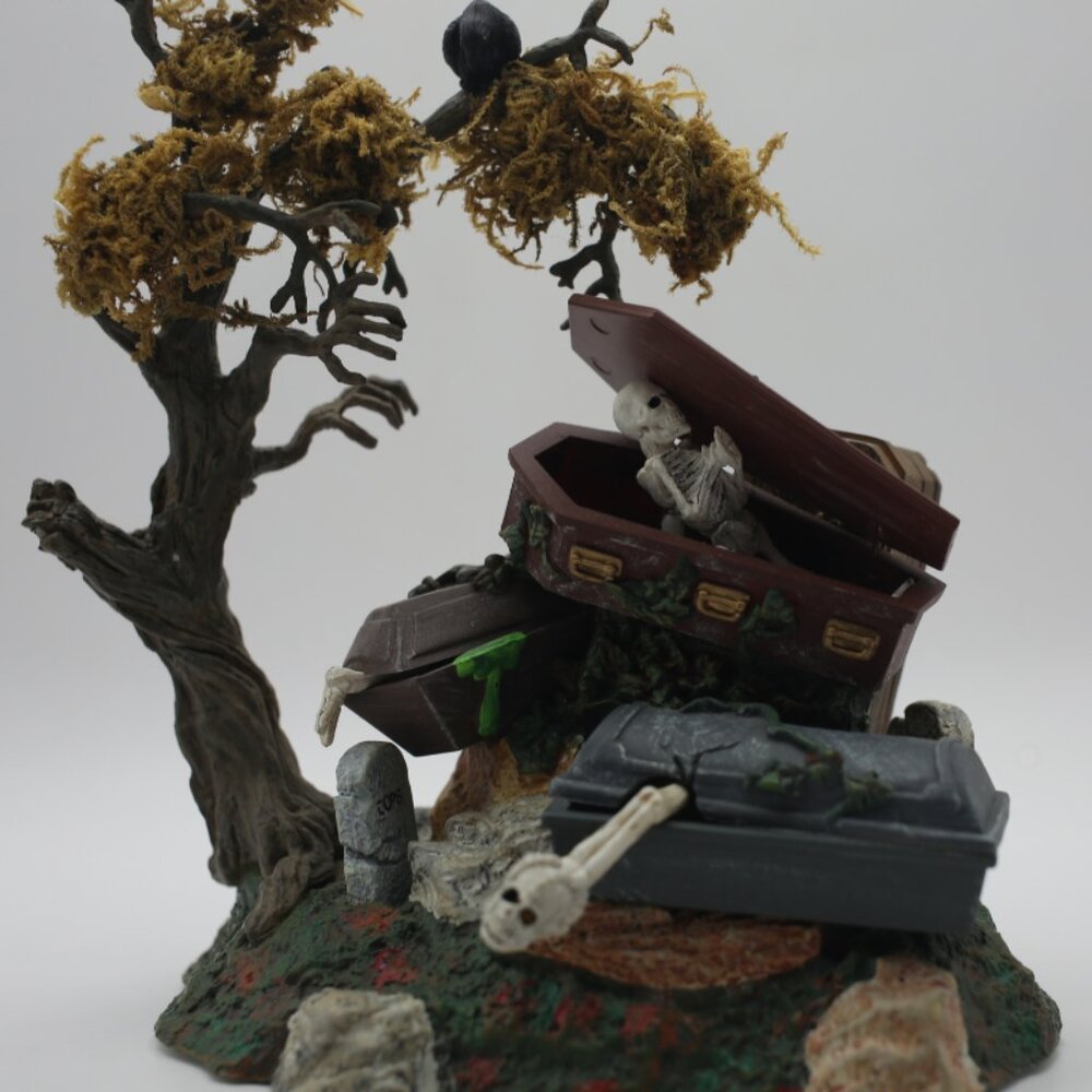 Department 56 Halloween Village Accessories "Haunted Graveyard" Retired 56.52513 - Picture 4 of 10